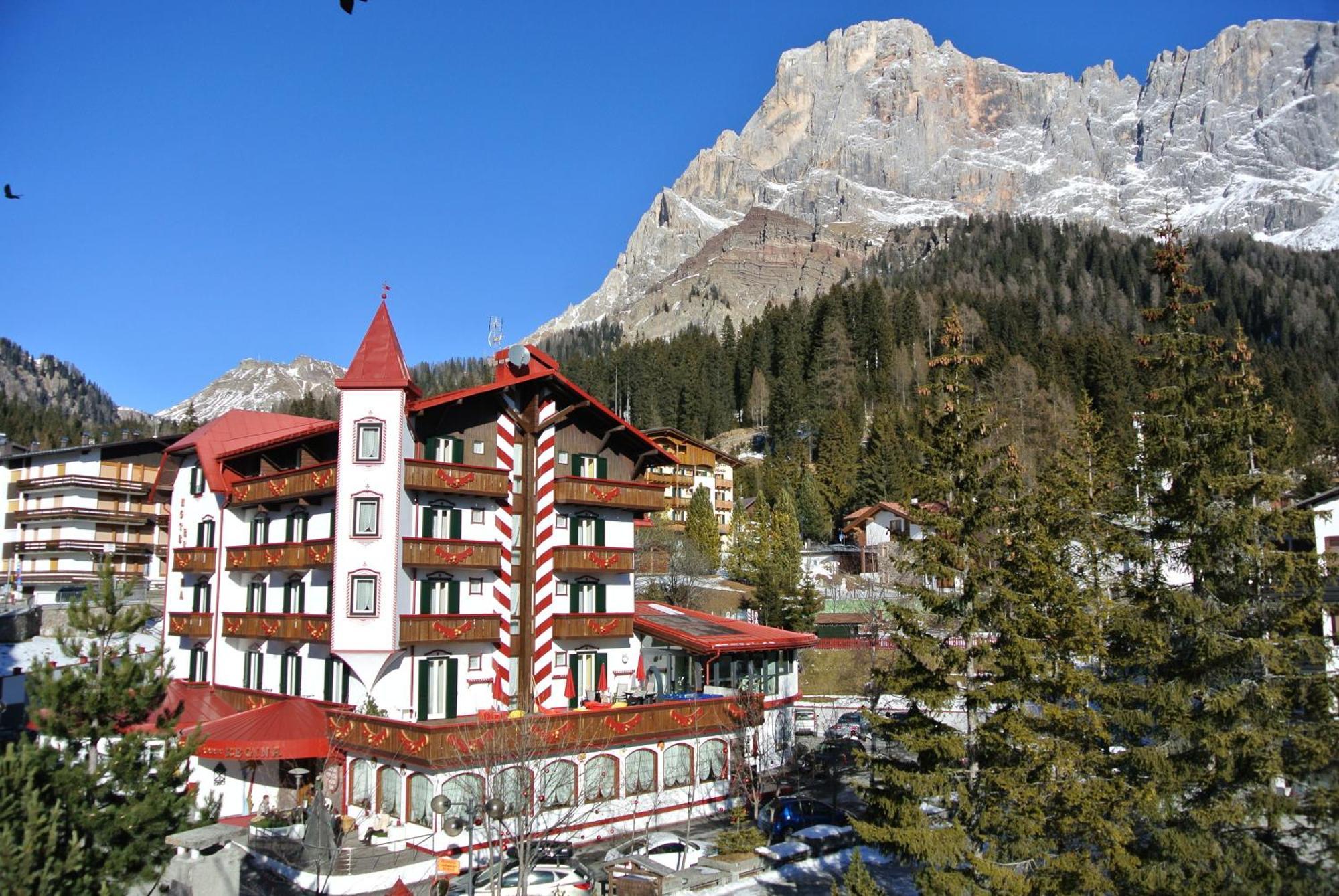 Hotel Regina San Martino Di Castrozza Exterior foto